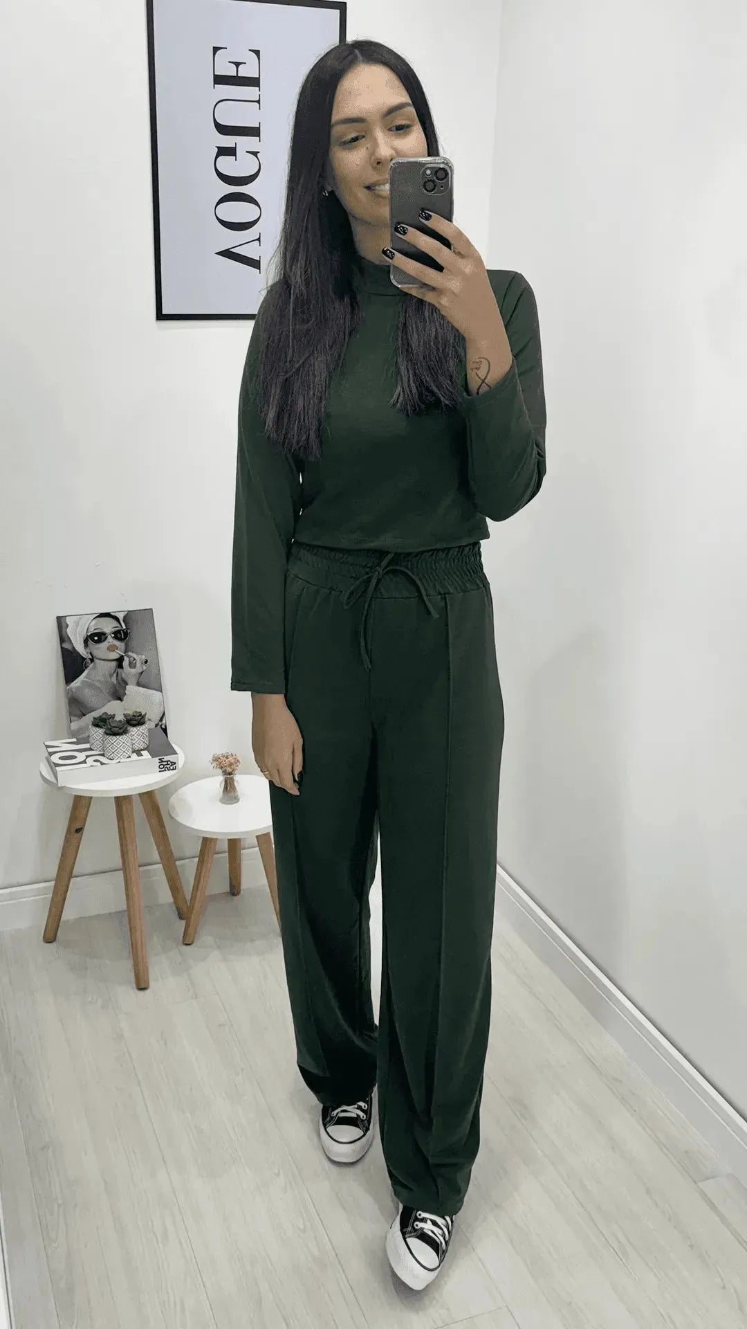 Conjunto Moletinho, Verde escuro, feito com tecido Moletinho, disponível na DuoAnge Store em Umuarama